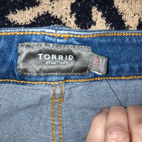 Torrid Perfect Skinny Ankle Vintage Jeans - Picture 10 of 12